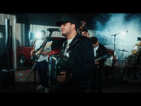 Edgardo Nuñez x Mi Pasado y Mi Presente [Video Musical] En Vivo img